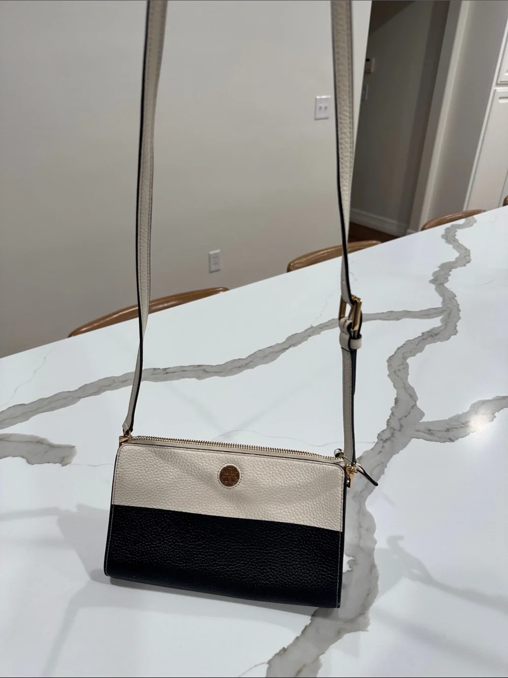 Tory Burch Black and Cream Colorblock Crossbody